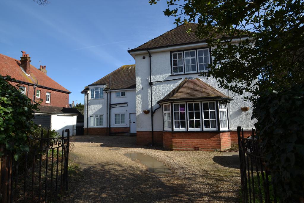Shakespeare Road, Worthing, West Sussex, BN11 4AR